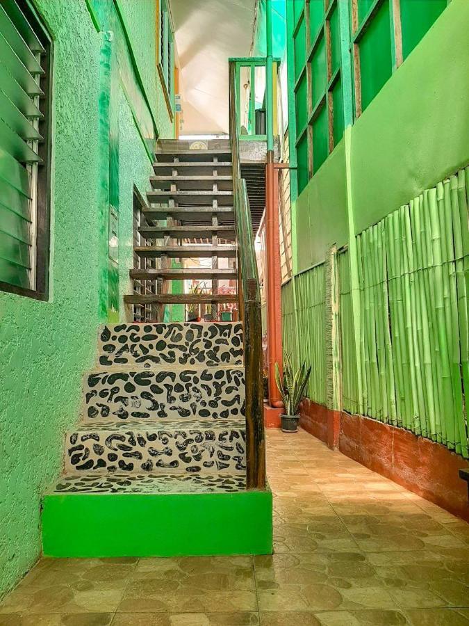 Mountain Side Inn إل نيدو المظهر الخارجي الصورة